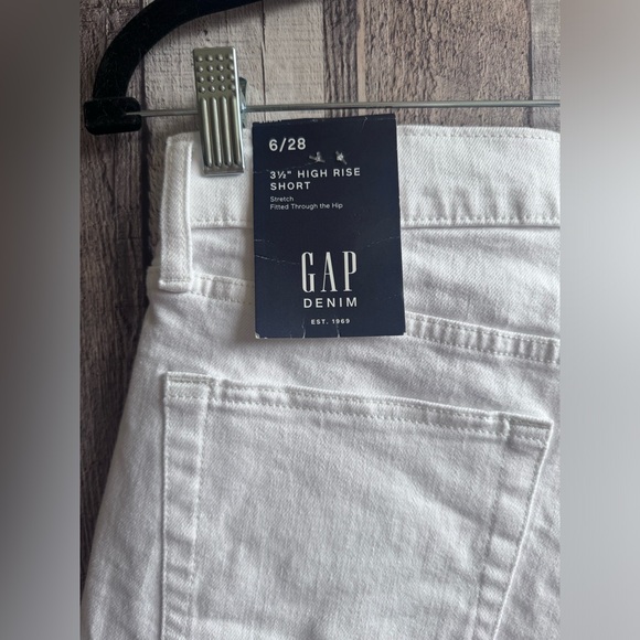 Gap High Rise Button Fly Stretch Shorts Sz 6 NWT - Picture 5 of 8